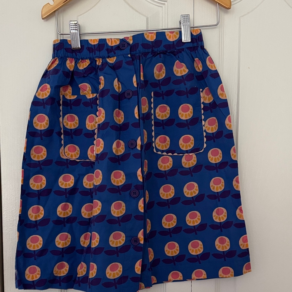 Hello Simone Blue Floral Button-Front Skirt size 10 buttons detail